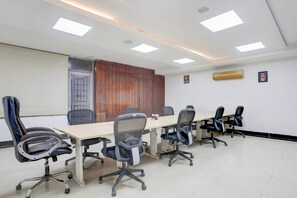 House | Meeting facility