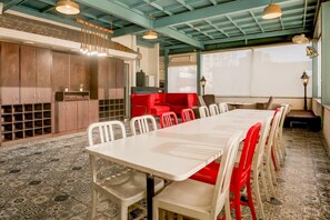 House | Tempat makan