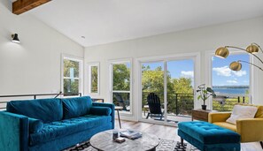 Living area - Stay in Style by Lake Travis - Pet-Friendly Home Mins to Marina, Oasis & More (Austin)