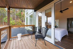 Terrace/patio - Heavenly Views Hot Tub Games Killer Design (Sevierville)