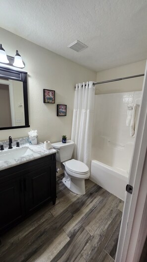 Hair dryer, towels, soap, toilet paper - Kasa Medina Saint cloud (St. Cloud)