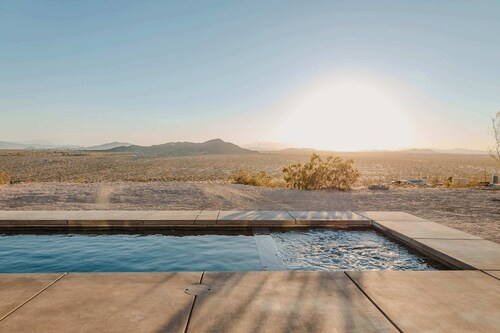 Bling Shack • Pool, Spa, Views, Karaoke, Theater