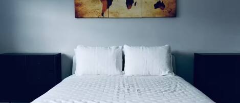 3 bedrooms, iron/ironing board, WiFi, bed sheets