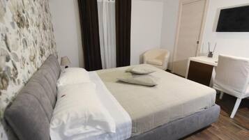 Superior-Doppelzimmer, Gartenblick