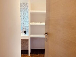 Economy Single Room | Interior