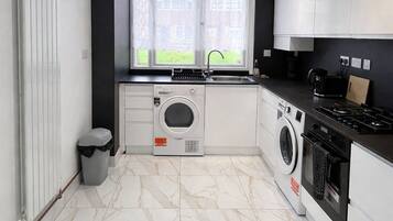 Fridge, microwave, oven, coffee/tea maker