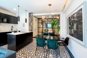 Dining - INDEPENDENCIA 2 · Small and Modern Apt for four (Oaxaca)