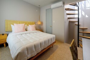 Iron/ironing board, WiFi, bed sheets - MATAMOROS 3 · Loft Céntrico con Terraza Privada (Oaxaca)