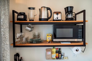 Interior - HIDALGO 2 · Cozy apt in 2nd floor petfriendly 2 blocks Zocalo (Oaxaca)