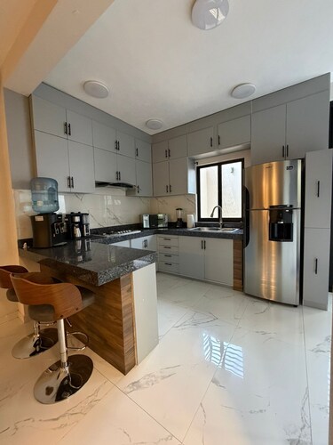 2-bedroom house in perfect Coquimatlán with cool AC