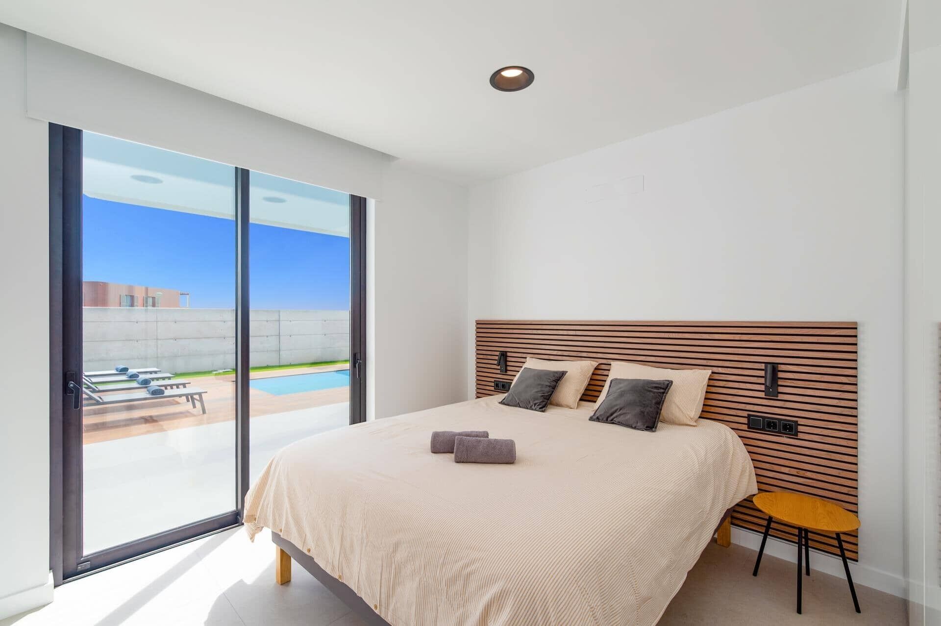 Villa Strelitzia image
