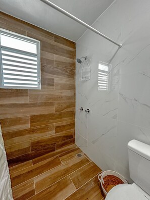 Hair dryer, towels, soap, toilet paper - Anvil Forest Escape I |6PPL| POOL|Generator| PKG (Rio Grande)