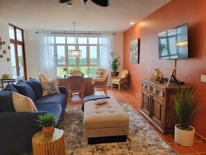 Living area - Luxury Condo in Wyndham Resort - Mountain View Studio (Río Grande)