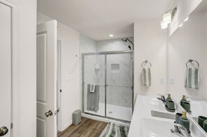 Shower, hair dryer, towels, soap - Allen Street • Sleeps 13 • Game Room • Near PSU • Seaside Oasis Meets Penn State (State College)