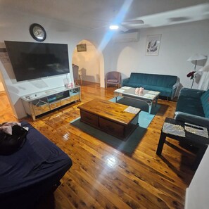 リビング エリア