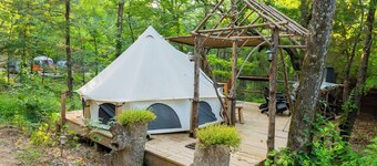 Rustic Tent with shared Full Bath