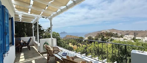 Luxury House, 3 Bedrooms, Kitchen, Sea View | Terrace/patio
