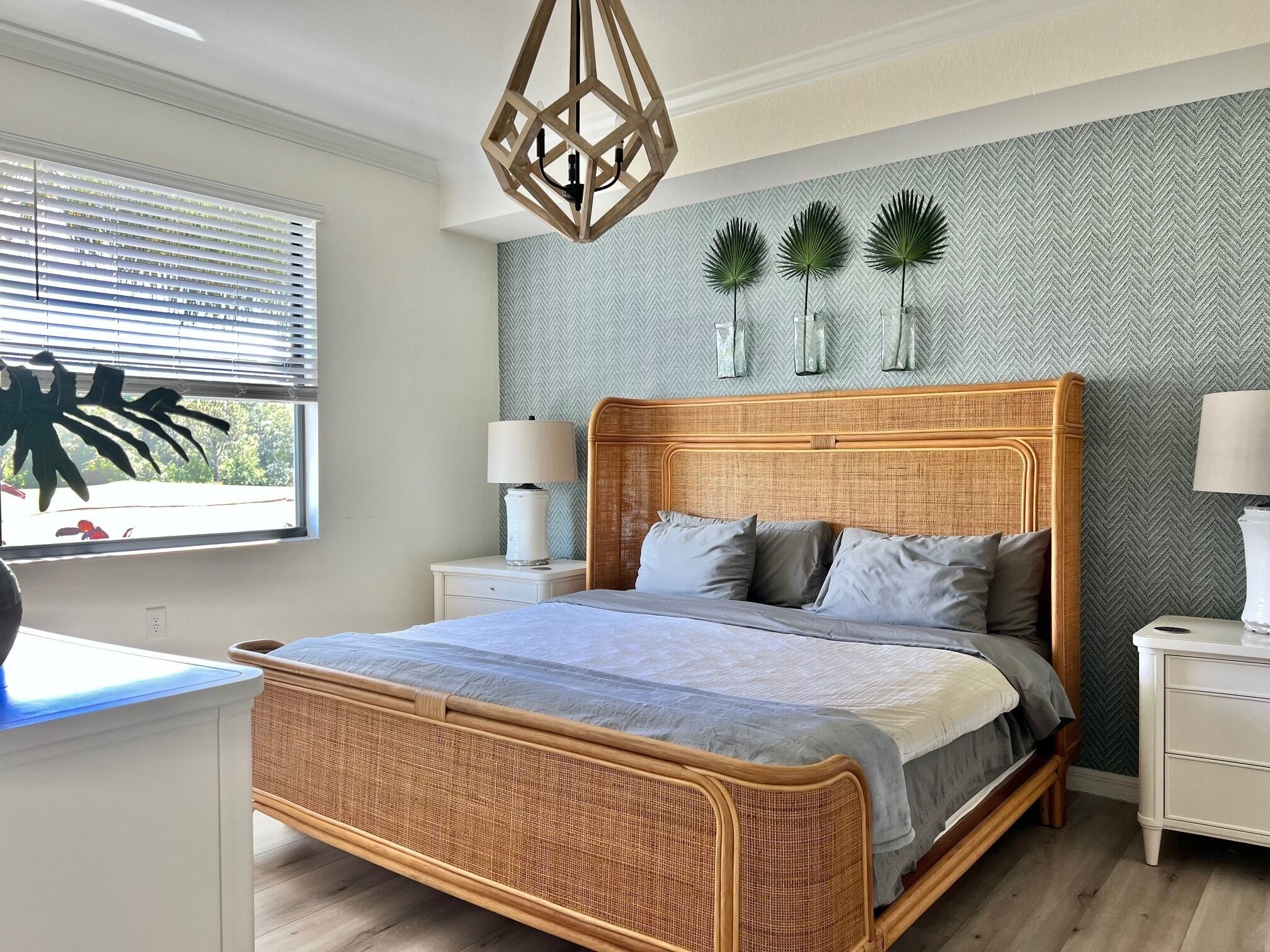 2 bedrooms, iron/ironing board, free WiFi
