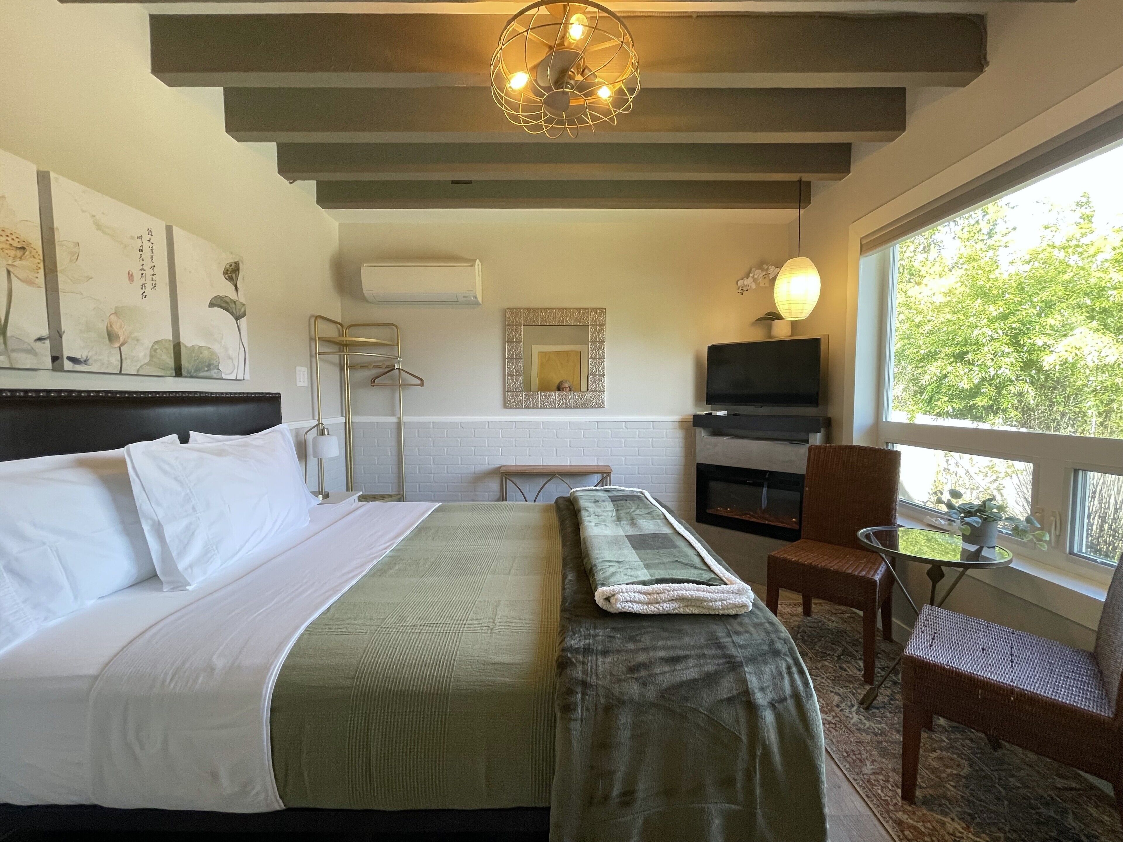 1 bedroom, WiFi, bed sheets