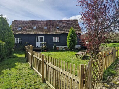 Rustic Escapes – Cosy countryside escape to relax, reconnect and unwind