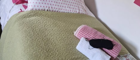 2 slaapkamers, een strijkplank/strijkijzer, wifi, beddengoed