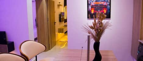 Appartement, secteur Affaires | Restauration