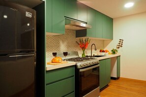 Private kitchen - Spacious Apartment with Balcony w/3BR 3BT in Polanco (Ciudad de México)