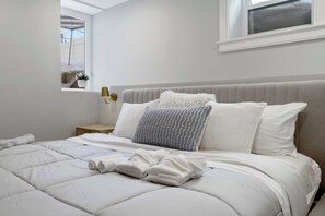 5 bedrooms, WiFi, bed sheets