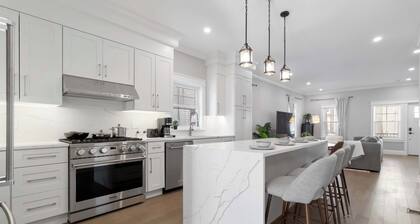 Brand New LUX-2 Level Living•Harvard•MIT•Subway•Cambridge• 2 Parkings +Garage