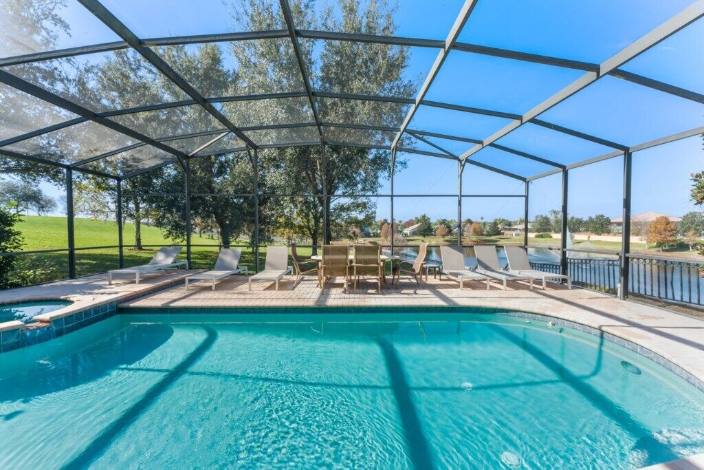 Beheizter Pool