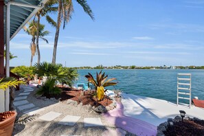 Property grounds - Calle Uno Waterfront Retreat with Private Dock (Key West)