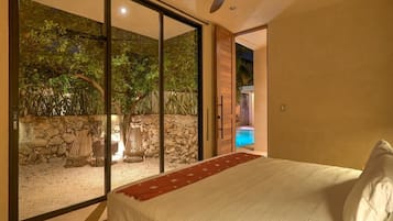 Superior-Suite, Terrasse, Gartenblick | Schreibtisch, Verdunkelungsvorhänge, kostenloses WLAN