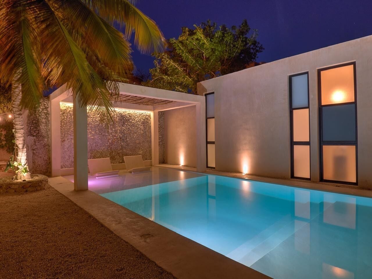 Suite Supérieure, patio, vue jardin | Piscine