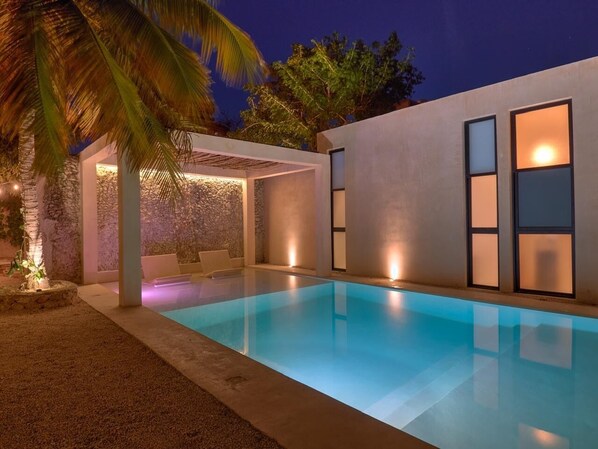 Superior Suite, Patio, Garden View | Kolam renang