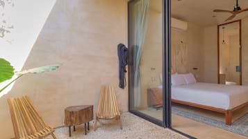 Superior Suite, Patio, Garden View