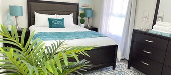 Waterfront Beach House 30 Min from New York City