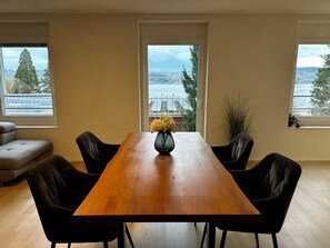 Dining - Vrbo Property (Zürich)