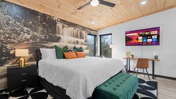2 bedrooms, desk, iron/ironing board, free WiFi