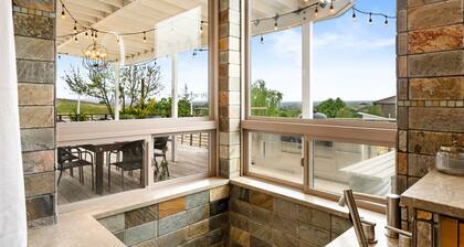 The Vineyard House - Paso Robles