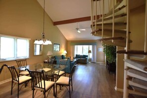 TV - Golf, Beach, Pool & Biking, Relaxed Hilton Head Island Stay (Hilton Head Island)