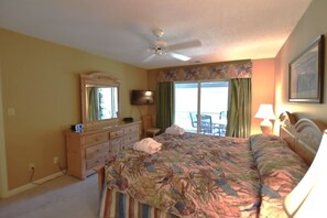 3 bedrooms, iron/ironing board, WiFi, bed sheets - Hilton Head Retreat, Pool, Beach Access, Bikes & Golf Nearby (Hilton Head Island)