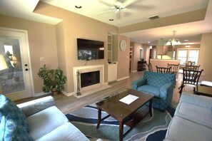 TV, fireplace - Hilton Head Retreat, Pool, Beach Access, Bikes & Golf Nearby (Hilton Head Island)