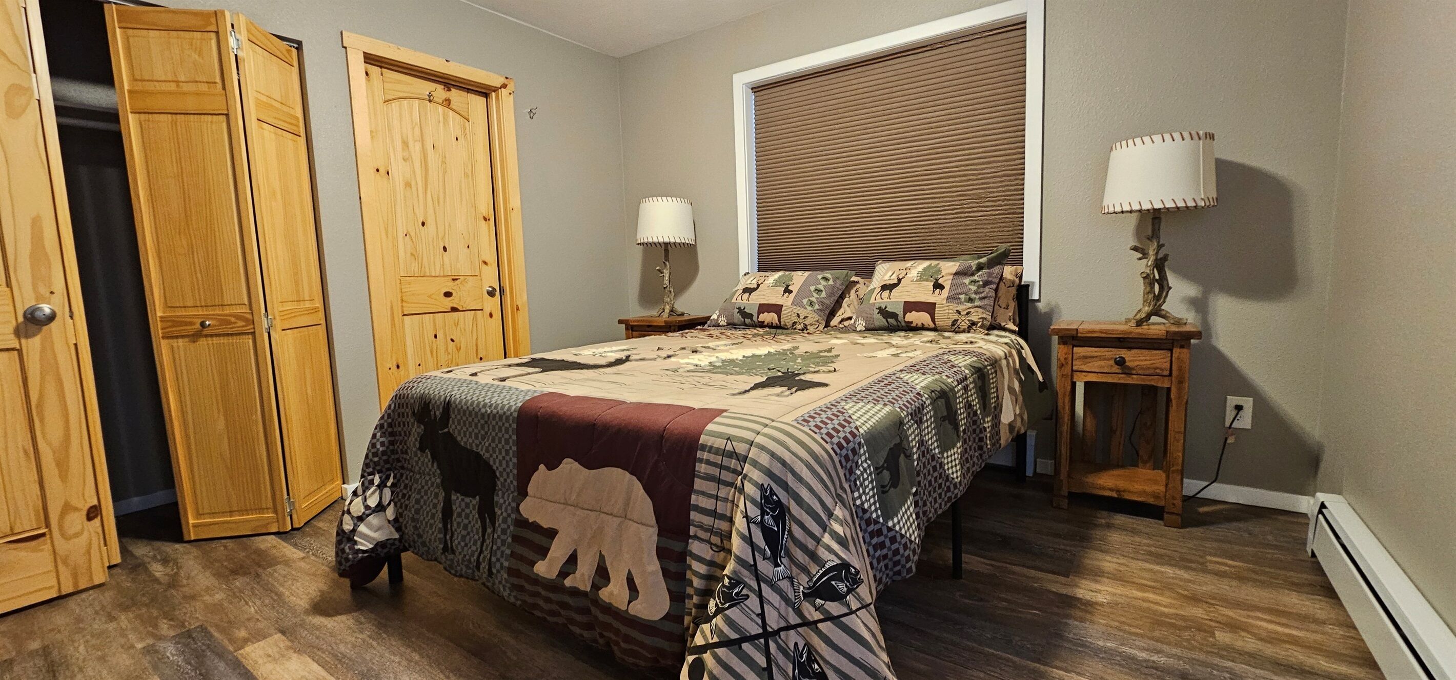 3 chambres, accès au Wi-Fi (inclus), literie fournie