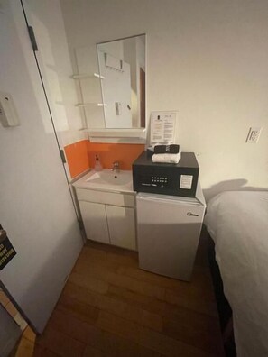 Deluxe Double Room, City View | In-room safe, iron/ironing board, free WiFi - Chelsea rooms (New York)