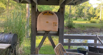 Love Shack on 12 acre horse farm