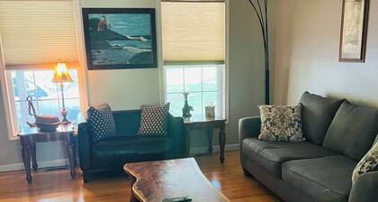 Love Shack on 12 acre horse farm