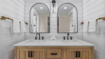 Hair dryer, towels