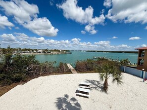 Property grounds - Bayfront Condo with Private Beach - Unit 321 (Englewood)
