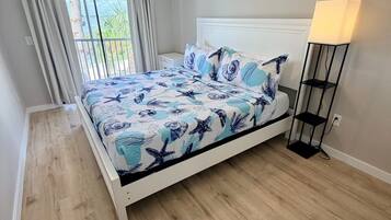 2 bedrooms, iron/ironing board, travel cot, WiFi