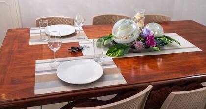 Spacious 3BR Apt | 2 Min to Sailfish Monument | Private Parking